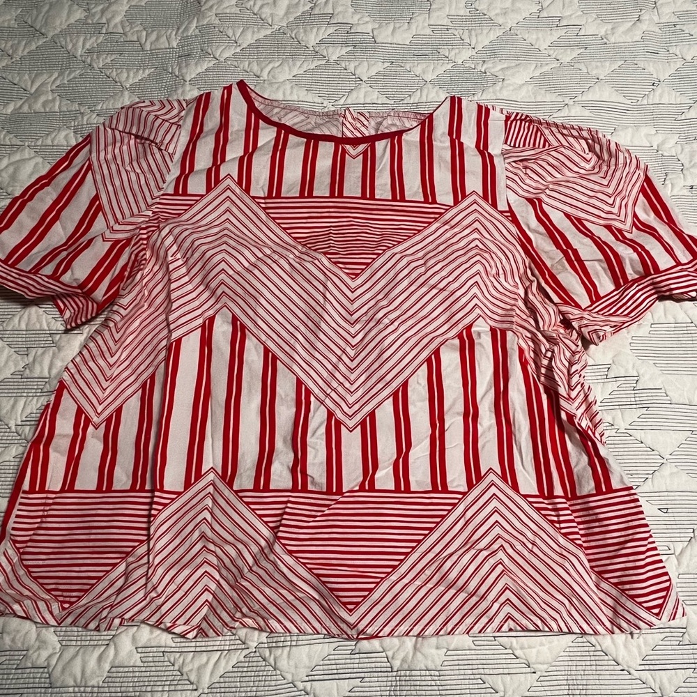 Fun, red and white striped puff sleeve blouse